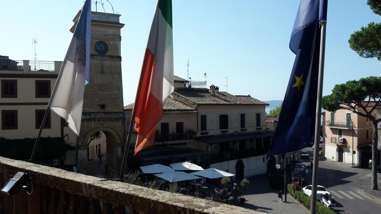 Relax In Piazzetta Casa E Appartamento Per Vacanze ترفيجنانو رومانو الغرفة الصورة