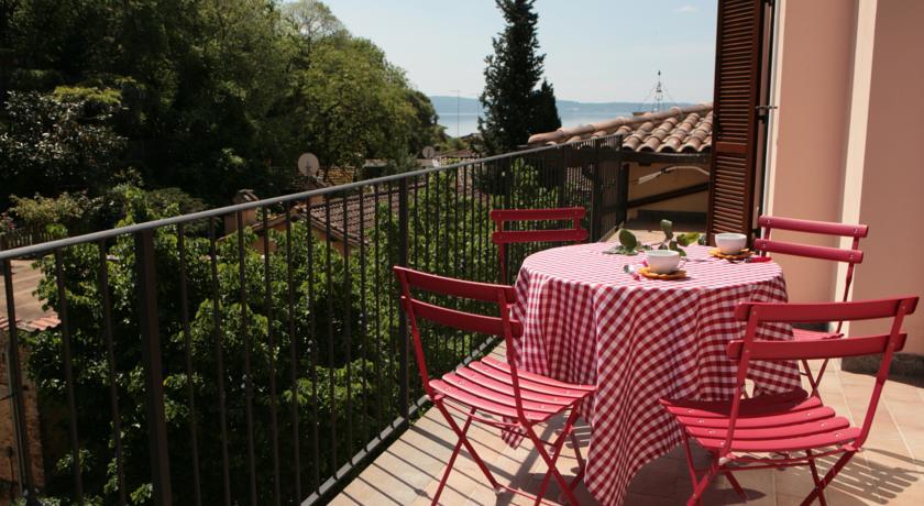Relax In Piazzetta Casa E Appartamento Per Vacanze ترفيجنانو رومانو الغرفة الصورة