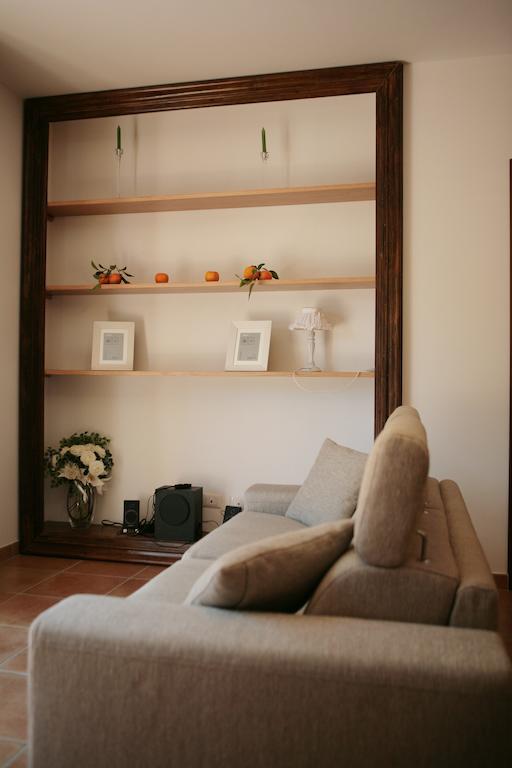 Relax In Piazzetta Casa E Appartamento Per Vacanze ترفيجنانو رومانو الغرفة الصورة